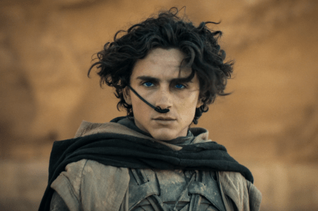 Cramming 10 pounds of trash into a five-pound bag: 2021’s “Dune”