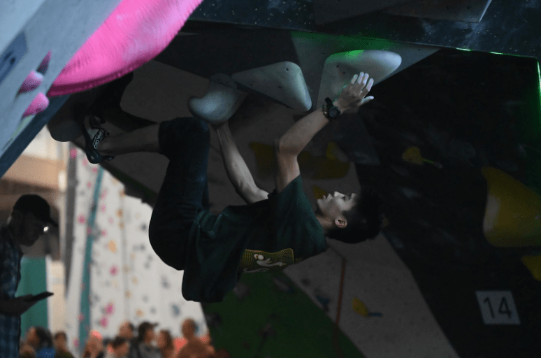 Hanging tough: How Payton student Alex Zhu Conquers the Climbing&nbsp;Wall
