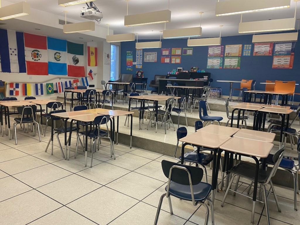 Op-Ed: Better language education in Chicago requires an earlier&nbsp;start